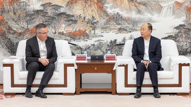 1740012341529.jpg 1740012341529.jpg