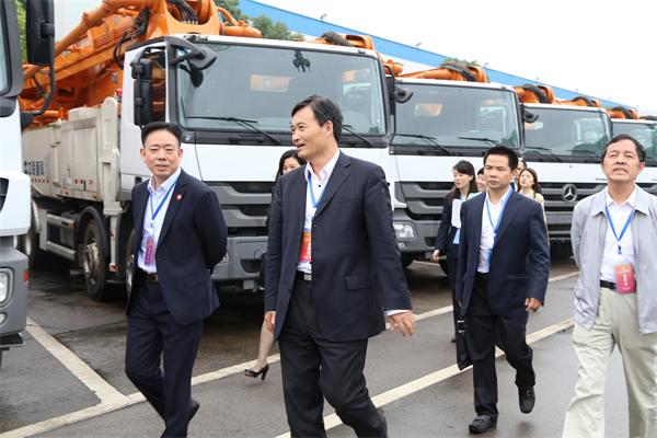 余津勃參加加強產融學合作、推進湖南“十三五”發展座談會